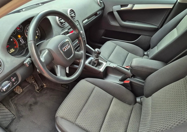 Audi A3 cena 26900 przebieg: 150000, rok produkcji 2009 z Wałbrzych małe 529